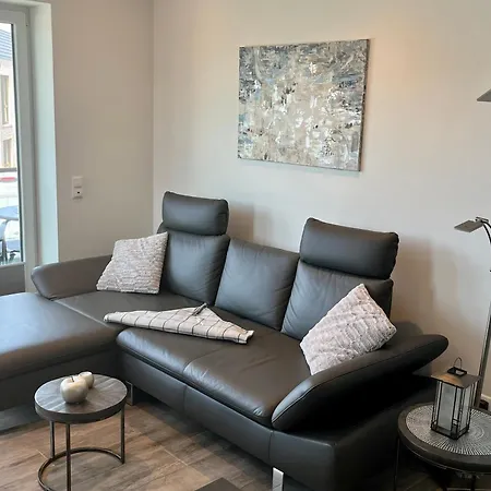 Sonnenschein, Am Alten Deich 4-6, Whg 1 13 *